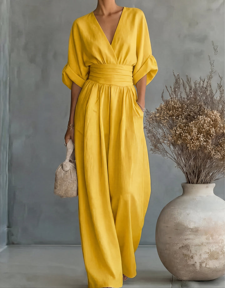 Valentina | Tuta elegante con scollo a V e gamba ampia